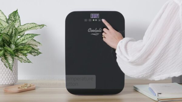 Cooluli 20 Liter Mini Fridge with Temperature Control - Black - Image 8