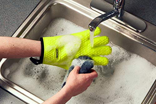 LEXON Silicone Cooking Gloves Heat Resistant Oven Mitts - Image 6